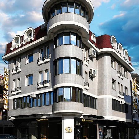 Hotel Gold Inn Peje Exterior photo